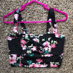 Black floral crop top